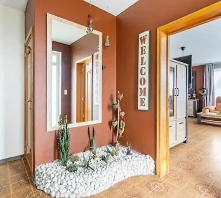 La Casa Pour Neuf נמור