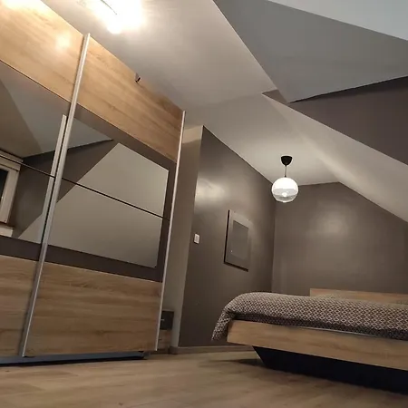 La Casa Pour Neuf 别墅 那慕尔